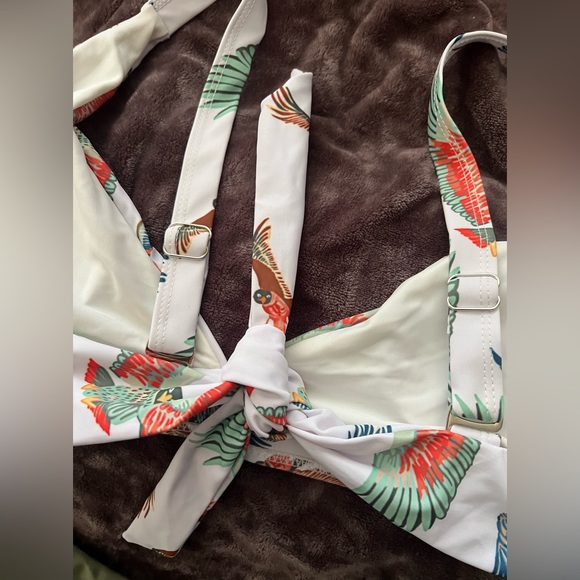 NWOT Bikini.. Size M fit… Ready for Summer SFH - Picture 4 of 4